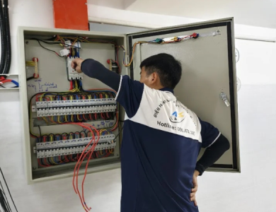 Lắp Điện Mặt Trời Hòa Lưới 28,6kWp Cho Nhà Trọ Tại Bình Thạnh, TP.HCM