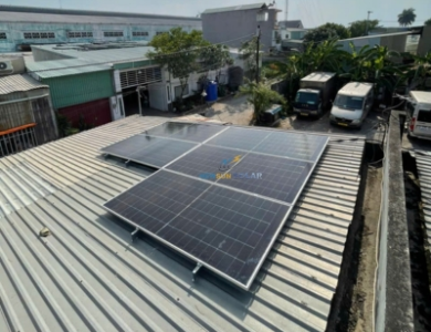 Lắp điện mặt trời hybrid 6kW lưu trữ 16kWh tại Hóc Môn