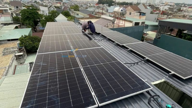 Báo giá gói lắp đặt hệ thống điện mặt trời hybrid 7,4kW lưu trữ 16kWh