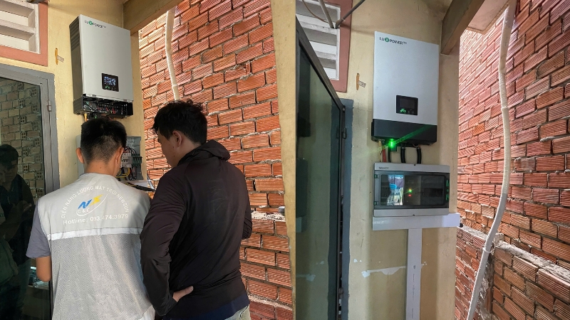 Thông số kỹ thuật Inverter hybrid Luxpower 6kW