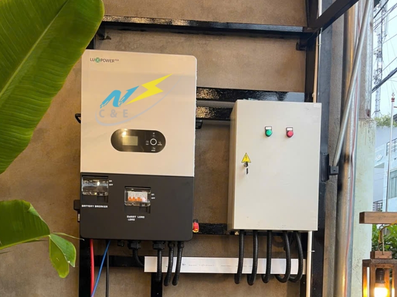 Inverter Hybrid LuxPower 12kW