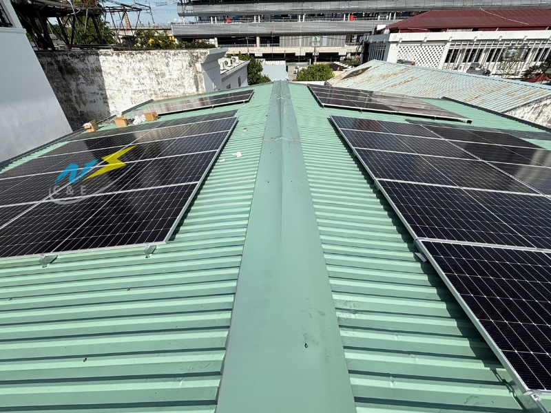cong-trinh-dien-mat-troi-dien-trend-coffee-17kw