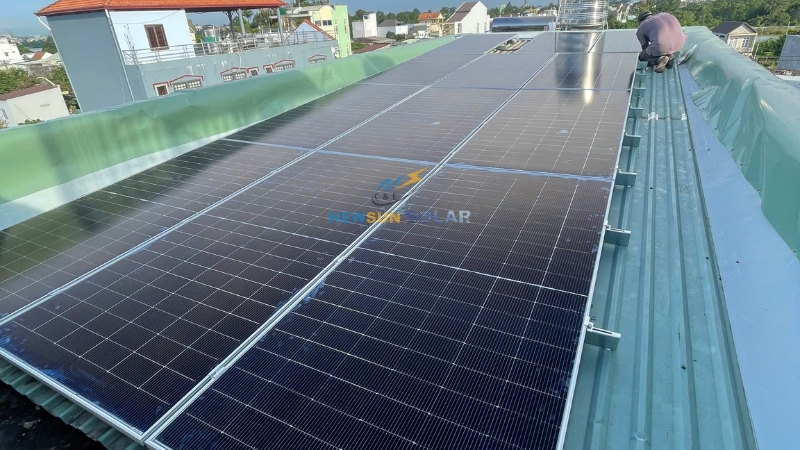 Điện mặt trời hybrid 7.5kWp