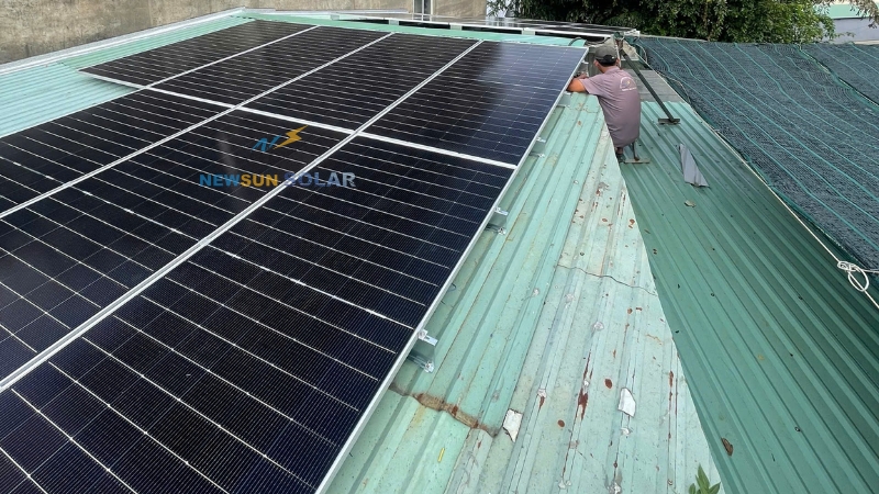Pin Jinko Tiger Neo 625Wp - Điện mặt trời hybrid 8.75kWp