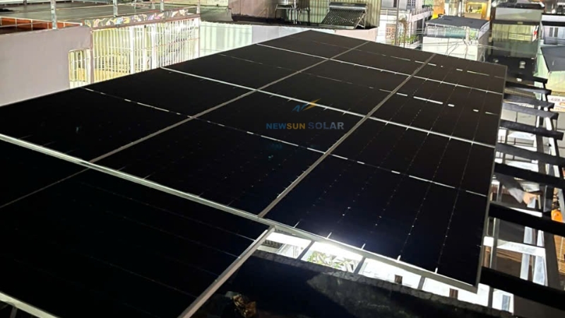Thông số kỹ thuật tấm pin năng lượng mặt trời Jinko 620Wp